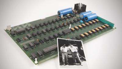 The Apple-1 computer, one of the first personal computers without end user assembly.