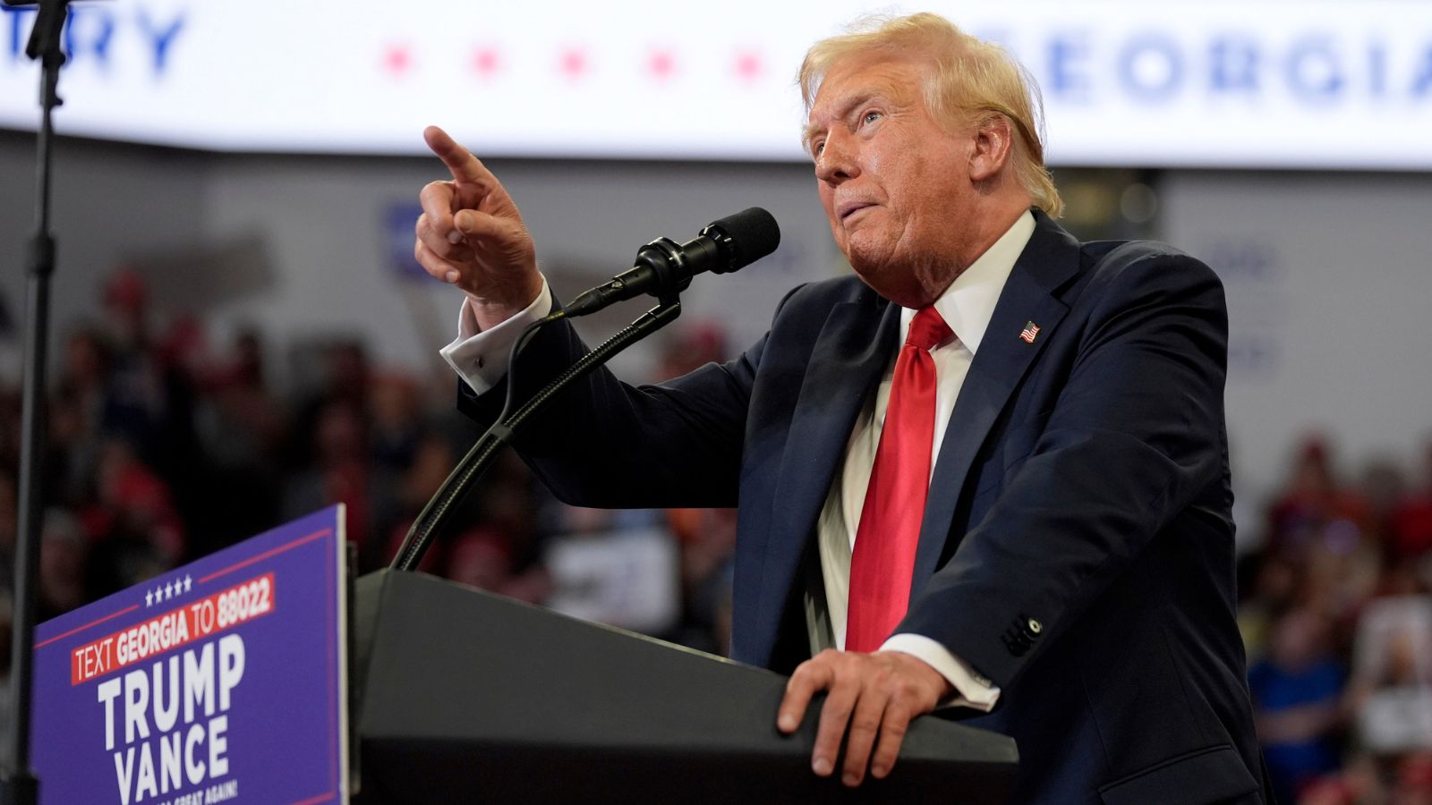 Trump warns of World War 3 while pointing finger at Biden’s economic policy