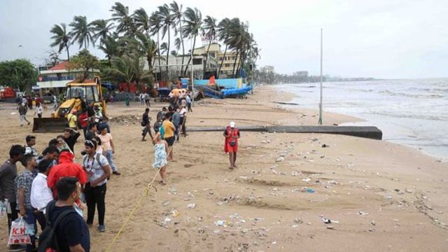 BMC, Juhu beach cleaning, Versova beach cleaning