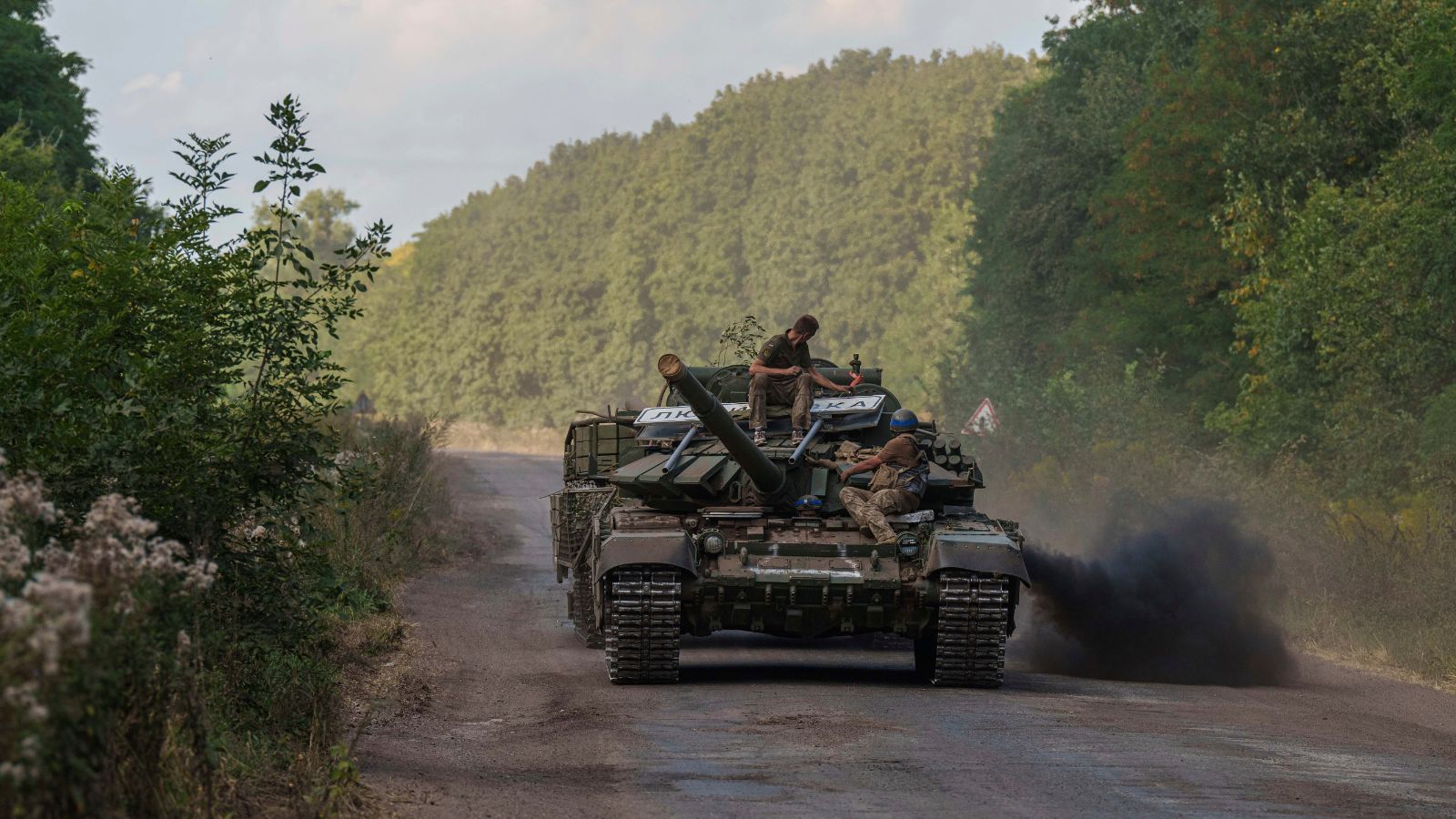 Ukrainian officials urge civilians to evacuate eastern city of Pokrovsk as Russian troops close in