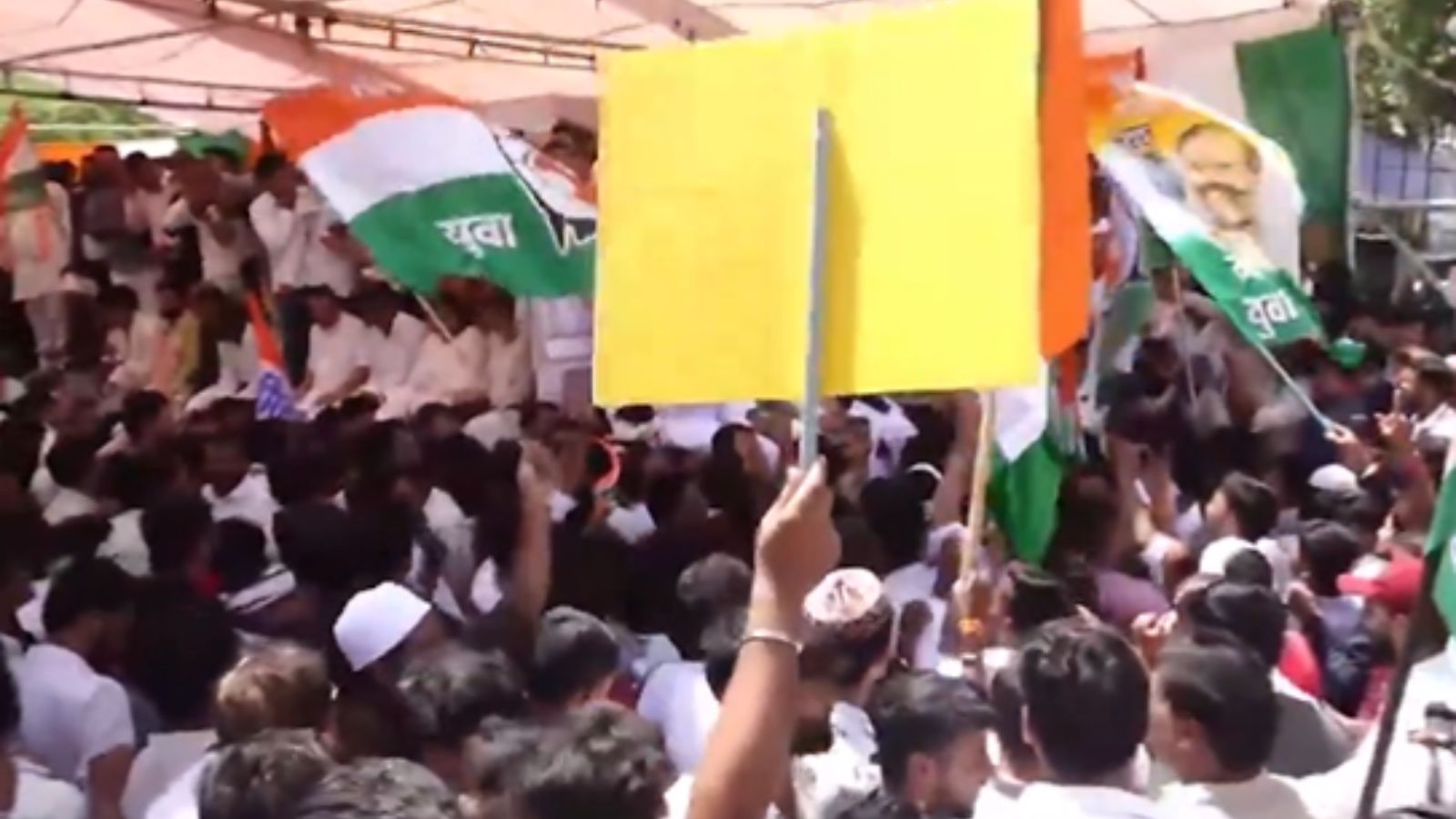 MP Cong protests against BJP govt; cops use water cannons, tear gas to stop activists