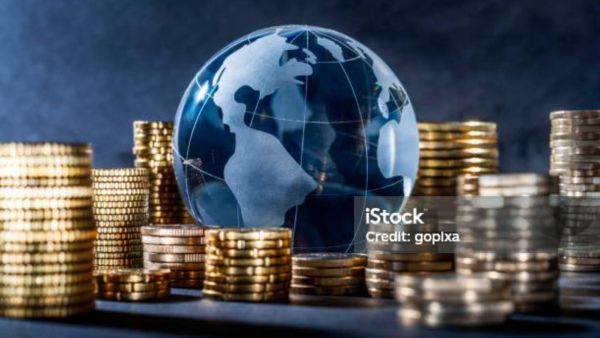 Top 10 countries with the most billionaires, as of 2024 are as follows.