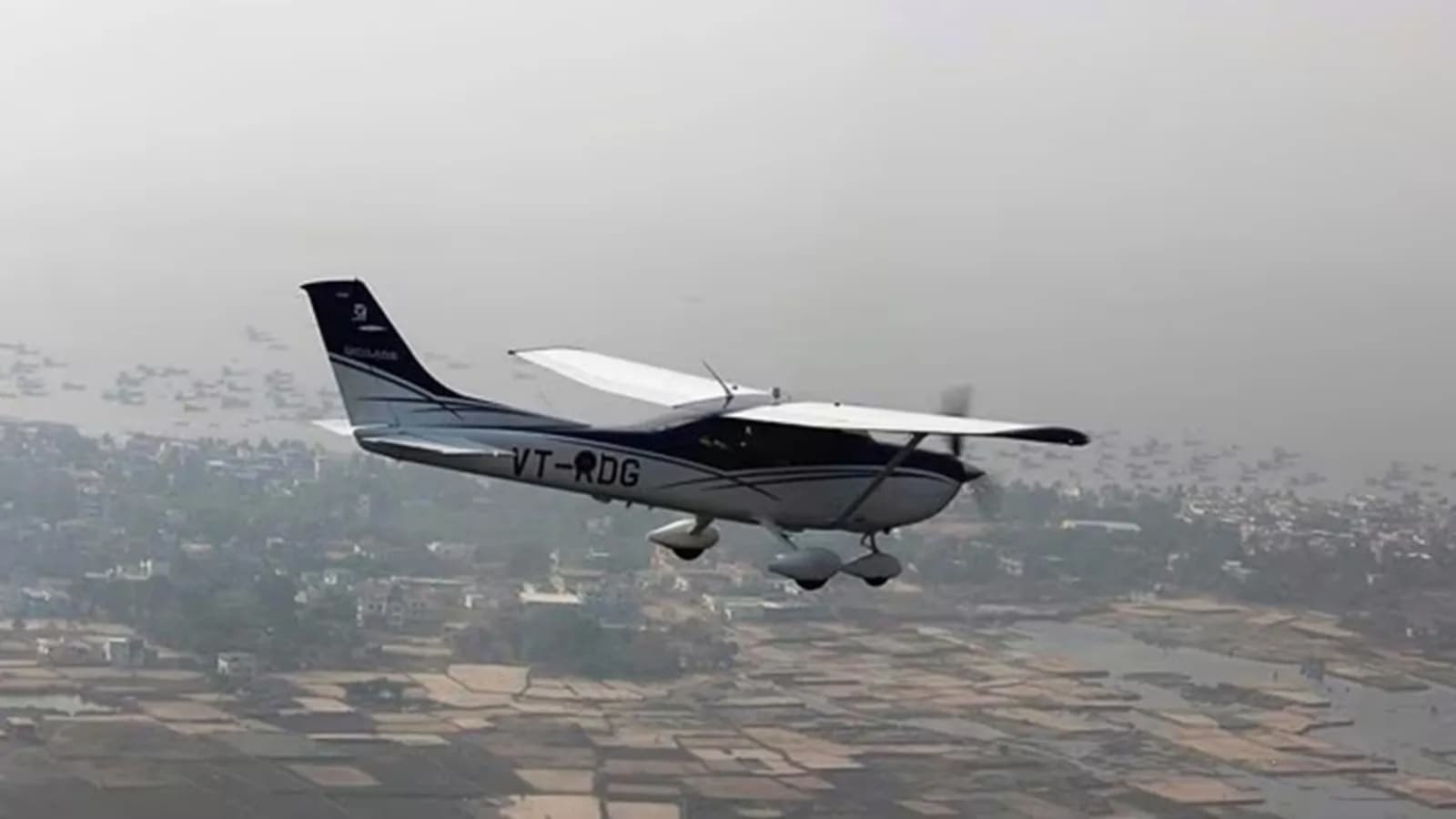 Cessna crash, jharkhand, kamshedpur, jharkhand missing aircraft, trainee, instructor body found, dam, jamshedpur news, Indian express news, current affairs