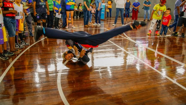breakdance