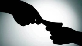 Gujart news, Gujarat ACBm Gujarat ACB detains Rajkot constable, Rajkot constable bribe, Rajkot advocate bribe arrest, Indian express
