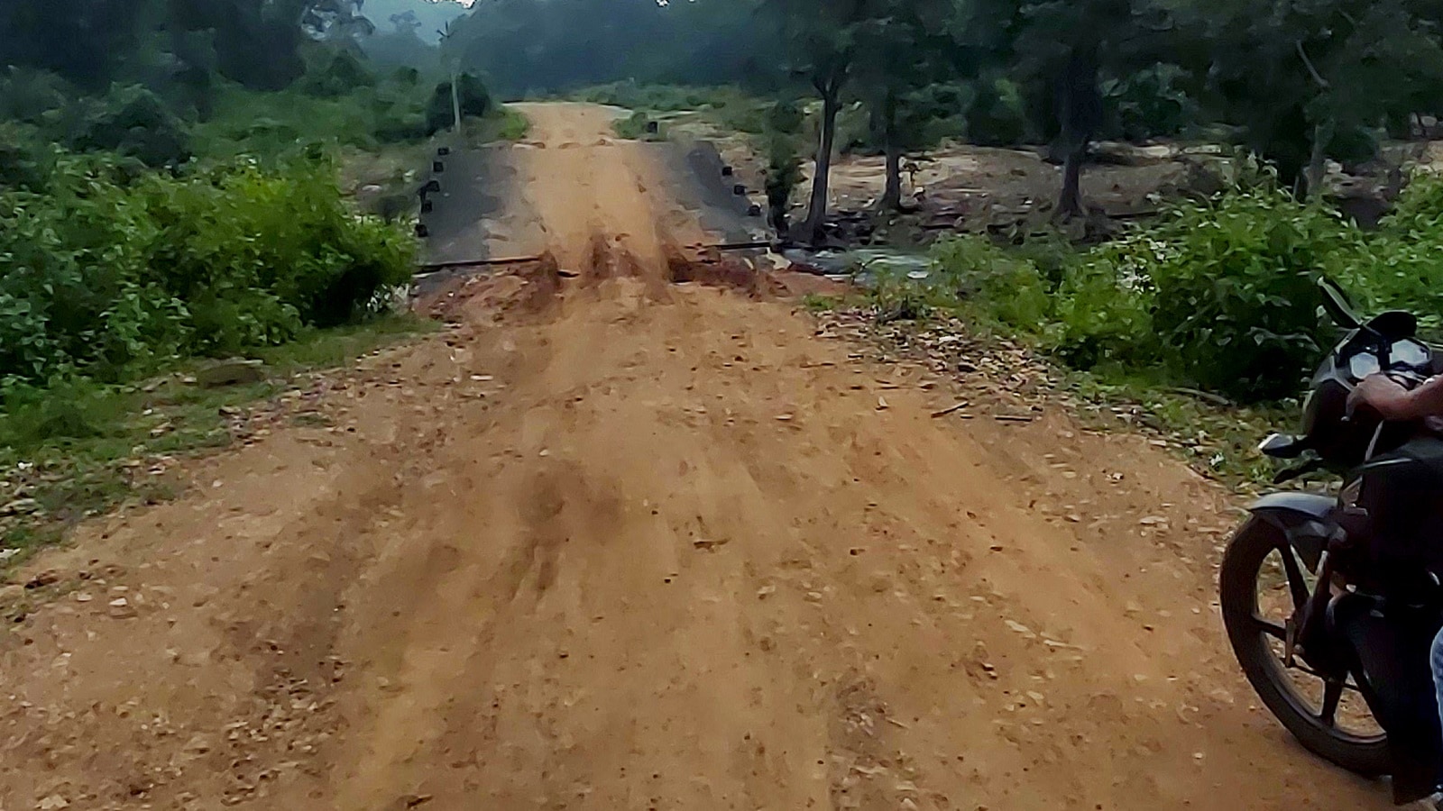1 cop dead, another hurt as motorcycle falls into ditch during anti-Naxal operation in Chhattisgarh