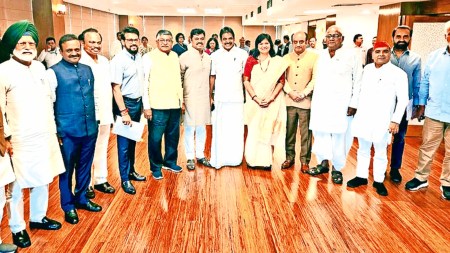 Public Accounts Committee (PAC), Fitness Goals, National Sports Day, Delhi Confidential, Indian express news, current affairs