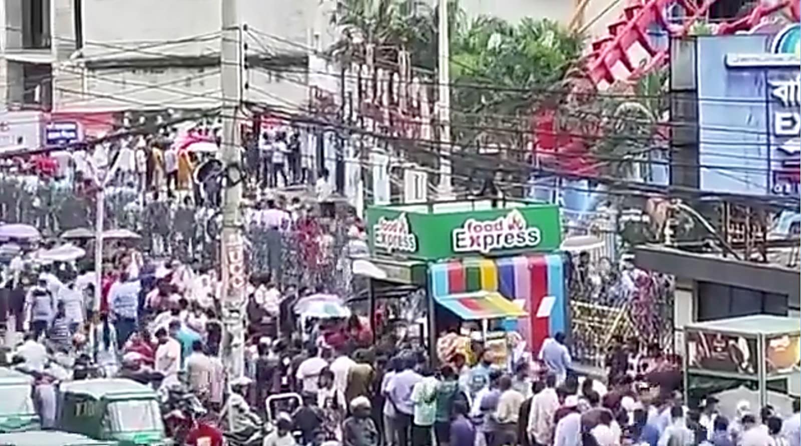 People waiting in queues at the Jamuna Future Park in Dhaka, Bangladesh on Monday. (Photo: X/Screengrab)