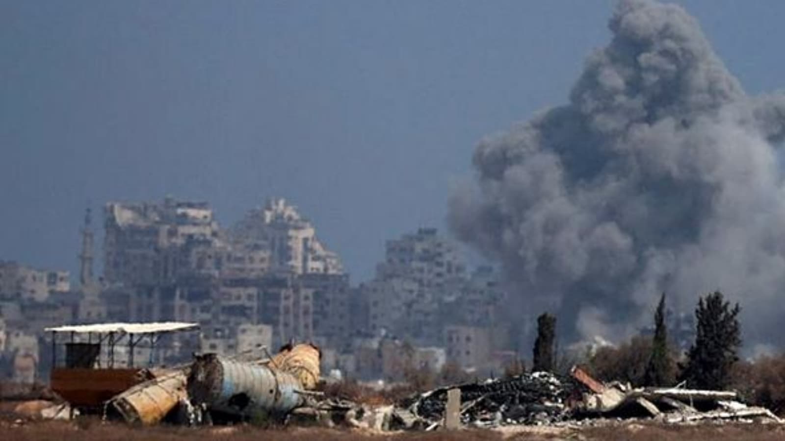 Dozens killed in strikes in southern Gaza as preparations for cease ...