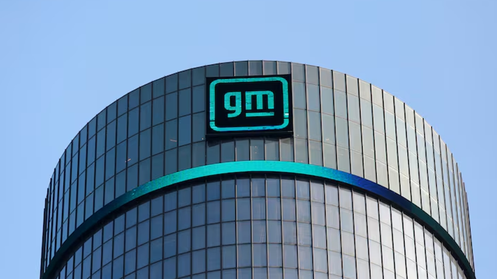 GM lays off over 1,000 salaried software, services employees