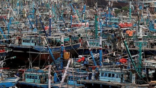 A view shows anchored fishing boats, after fishermen were advised not to venture into the sea due to expected cyclonic storm over the Arabian Sea, at Karachi's Fish Harbour, in Karachi, Pakistan August 29, 2024. REUTERS PHOTO