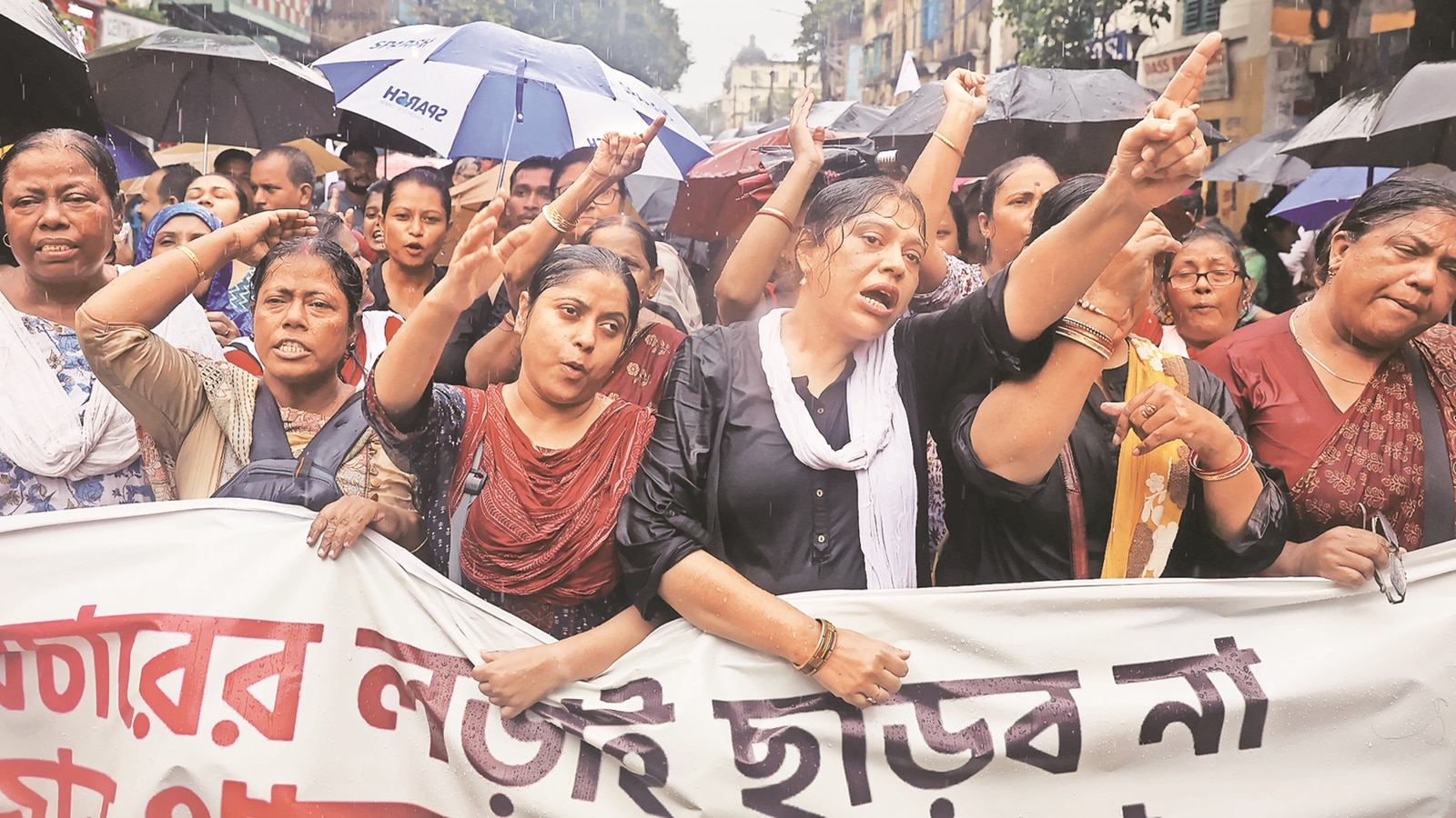 CPI(M) student, women wings take out protest rally, against summon ...