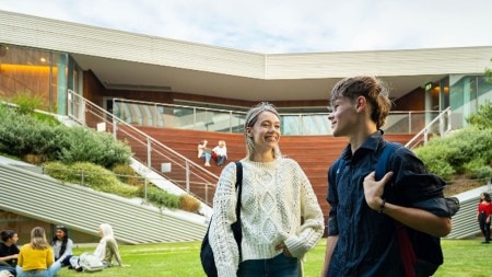 New university is established at Australia