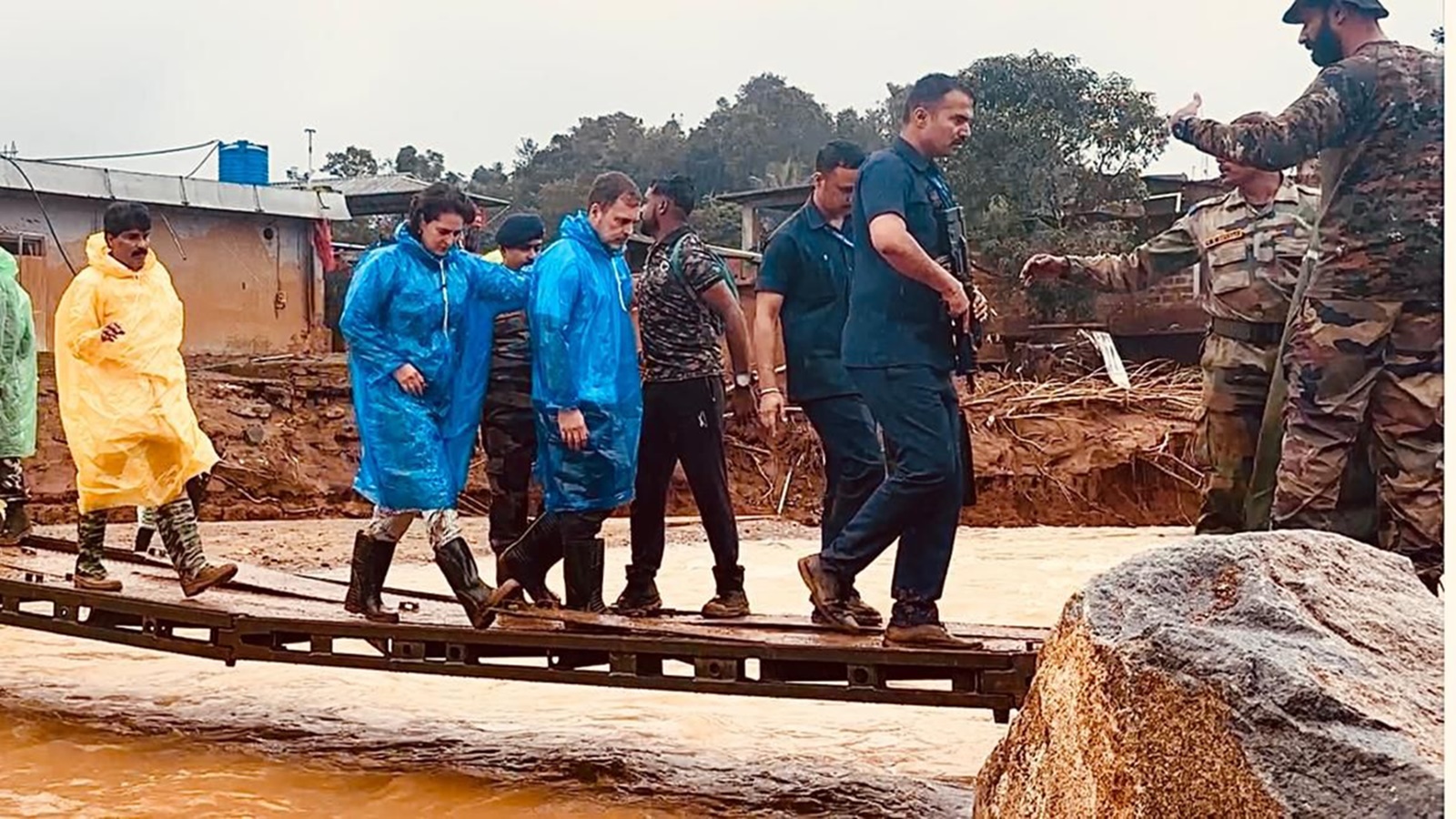 Wayanad Landslide Live Updates: I feel how I felt when my father died,  people have lost the whole family says LoP Rahul Gandhi | India News - The  Indian Express