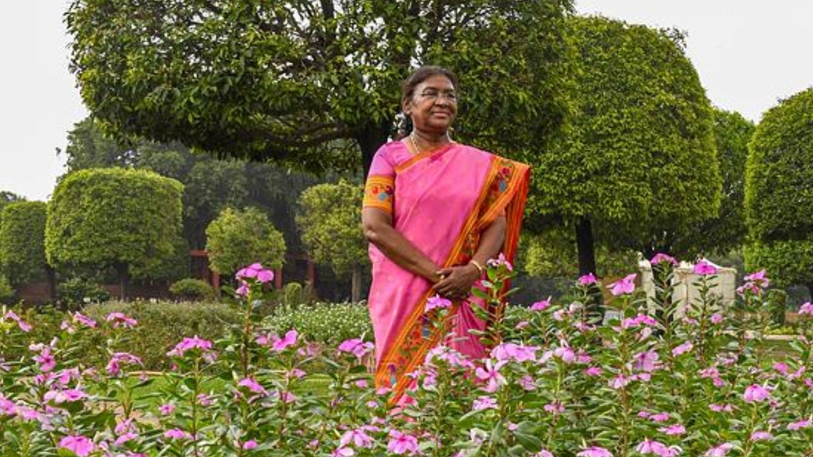 President Droupadi Murmu during the opening of Amrit Udyan Summer Annuals Edition, 2024, at Rashtrapati Bhavan, in New Delhi,