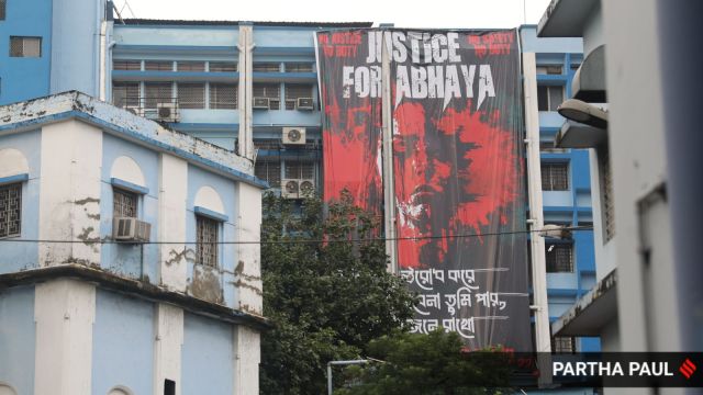 Protest continues at R G Kar Medical College and Hospital. (Express Photo by Partha Paul)