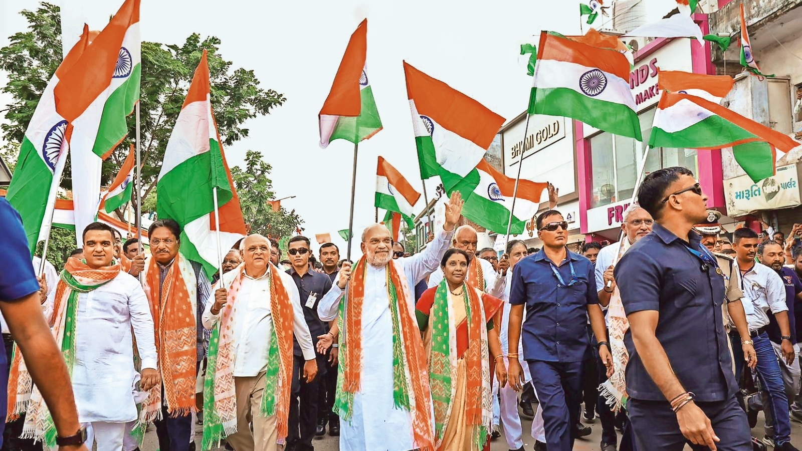 Amit Shah flags off Tiranga Yatra, calls on youth to make India developed by 2047 | Ahmedabad News - The Indian Express