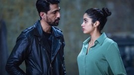 Gulshan Devaiah and Janhvi Kapoor in Ulajh