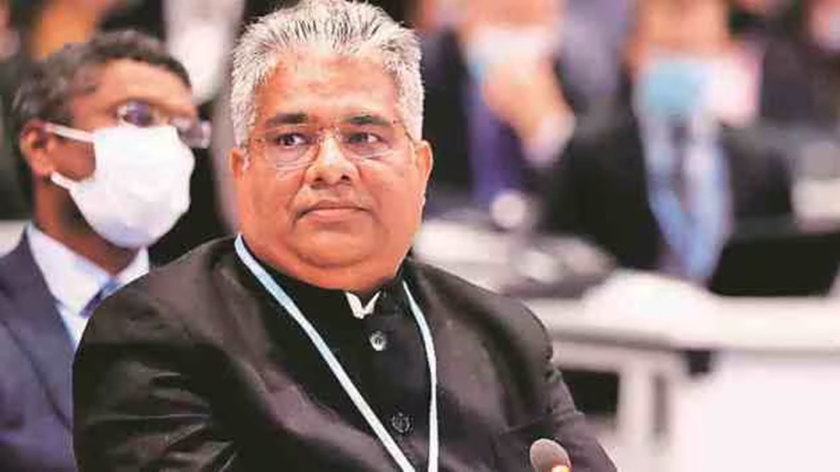 Wayanad landslides, Wayanad landslides deaths, Bhupendra Yadav on landslide, illegal mining activities, Kerala unchecked construction, illegal mining, uncontrolled construction, unregulated commercial activities, Indian express news Bhupender Yadav