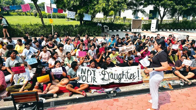 rgnul, patiala students protest, Rajiv Gandhi National University of Law (RGNUL), V-C sexist remarks, girls punjab, punjab girls students, amerind  express