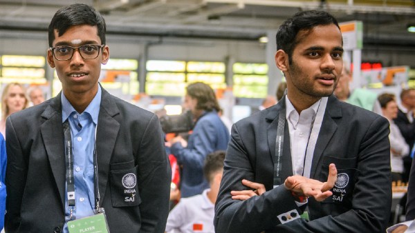 Arjun Erigaisi and Praggnanandhaa at the Chess Olympiad 2024 in Budapest. (PHOTO: FIDE / Michal Walusza)