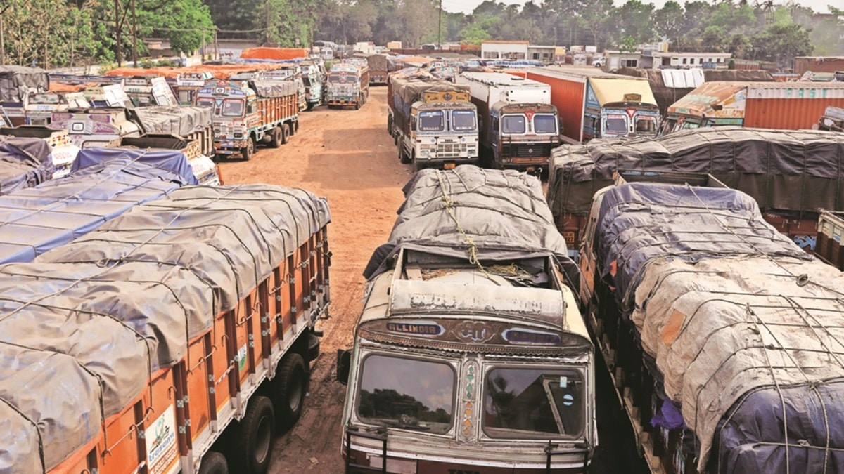 Exports to Bangladesh slip 28% in Aug; Crisil flags risk to export-oriented units