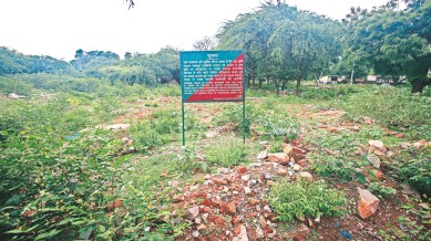 delhi ridge forest, Ridge forest area, encroachments, court orders, Forest Department, demolition, farmhouses, unauthorized colonies, forest department, Asola’s forest area, wildlife sanctuary, Indian express news