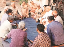 KVP, KVP 50th Foundation Day, Sit-in marks 50th Foundation Day, khet bhavan, mgsamt, GKVP’s dignity, gandhi ashram, charity commissioner, high court, Indian express news