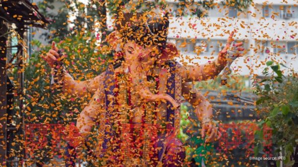 Ganesh idol being taken for visarjan
