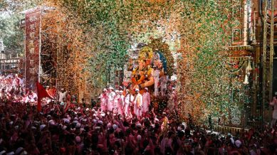 Ganesh Visarjan mumbai