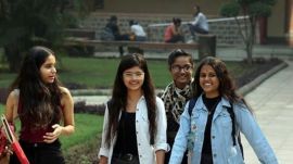 Comparison of IIT Patna and IIT Gandhinagar placement statistics for Computer Science Engineering, highlighting trends in average and highest salary packages from 2018 to 2023.