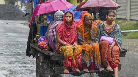 Met: Deep depression over Gangetic Bengal, heavy rain in Kolkata, North likely today