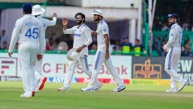 Ravindra Jadeja 300 Test wickets