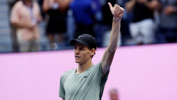 Italy's Jannik Sinner celebrates after winning his semi final match against Britain's Jack Draper