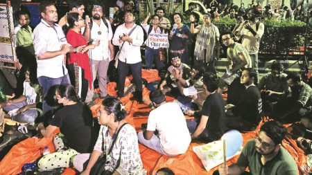 Doctor rape-murder case, Junior doctors reject Mamata’s invitation, Mamata Health Dept office, Mamata Banerjee, west bengal, Bengal doctors strike, Kolkata rape case, cm mamata banerjee, Indian express news