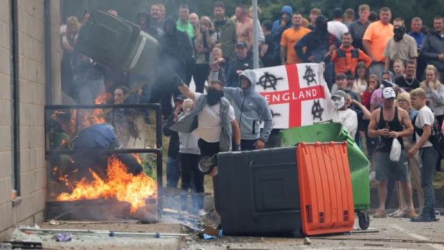 Uk riots