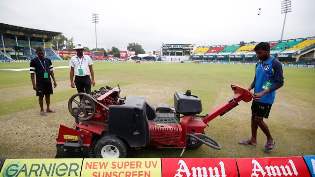 An obsolete drainage system at the Green Park Stadium in Kanpur meant that play was not possible on Day 3 despite no rain. (Sportzpics)