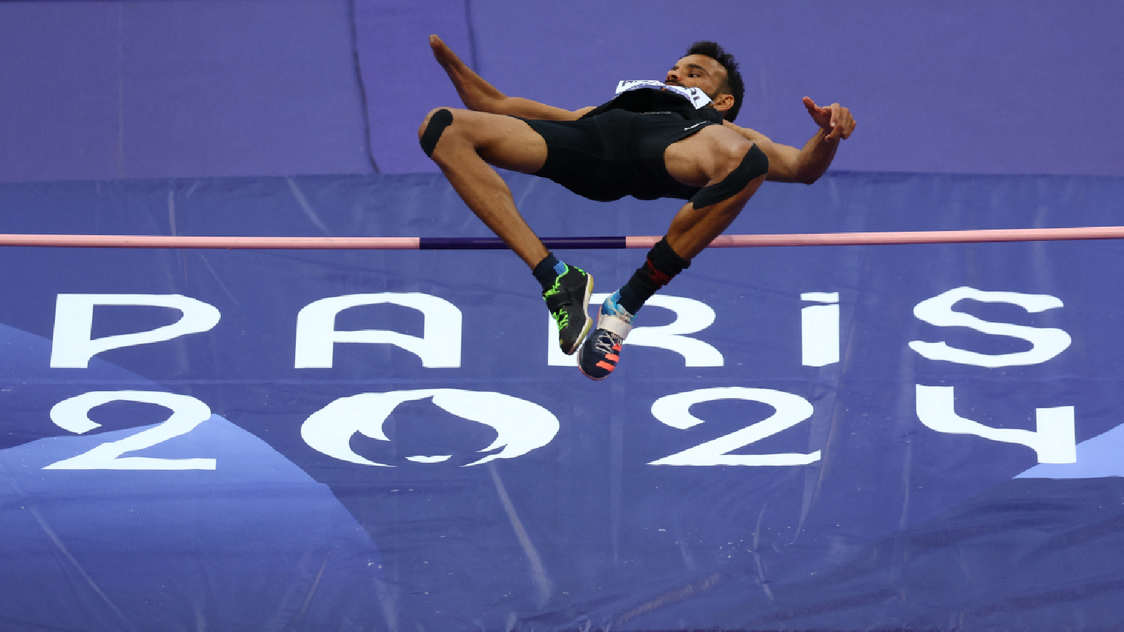 High jump icon turns long jump king: Nishad Kumar wins gold at Para Asian Games
