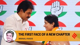 Opinion5_16th-Sept AICC General Secretary KC Venugopal with wrestler Vinesh Phogat during a press conference at party headquarters, in New Delhi. (Express Photo by Amit Mehra)