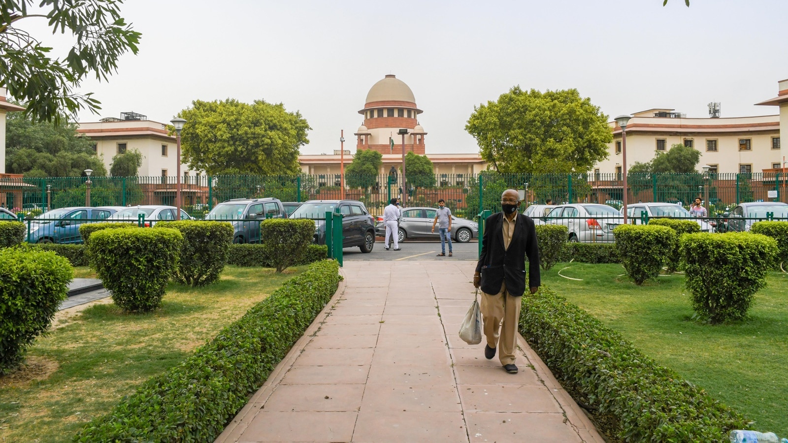 Supreme Court delivers split verdict in 1995 custodial death case in Supreme Court delivers split verdict in 1995 custodial death case in
