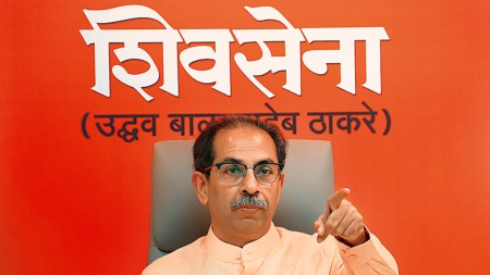 Uddhav Thackeray, shiv sena, Eknath Shinde, Shinde Sena, Uddhav shares ‘assault’ video, Mumbai news, Mumbai current affairs, Maharashtra news, Indian express, current affairs