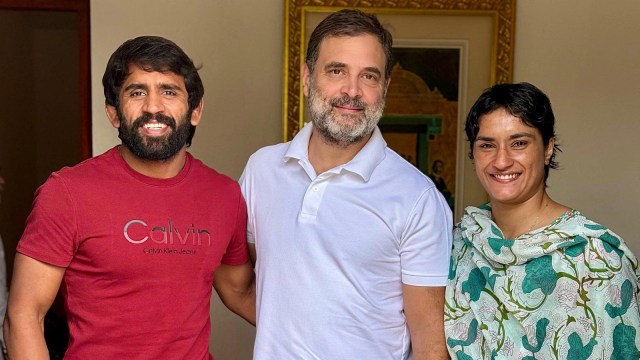Wrestlers Vinesh Phogat Bajrang Punia Rahul Gandhi