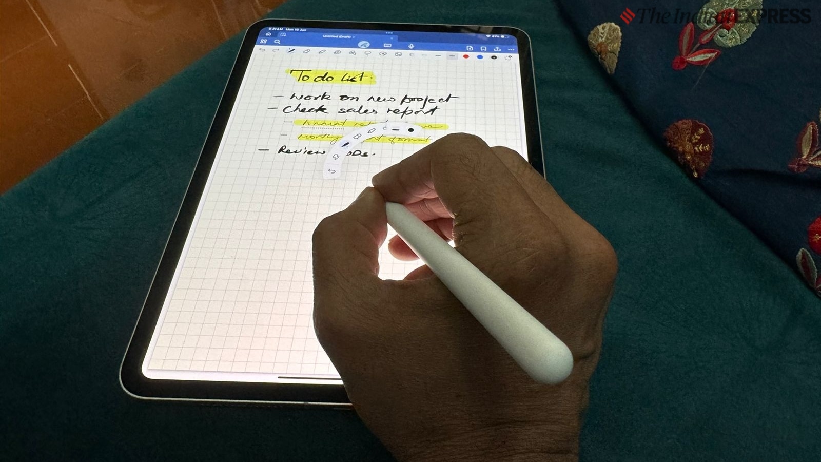 The M4 iPad Pro runs on iPadOS 17 out of the box.