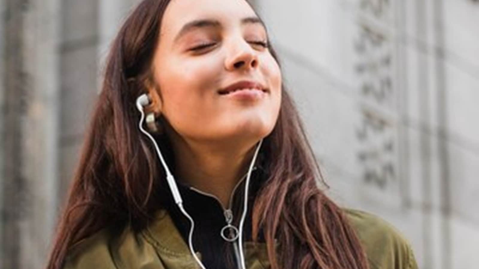 Earphones blast in woman’s ear causing hearing loss: How to protect yourself and use them safely