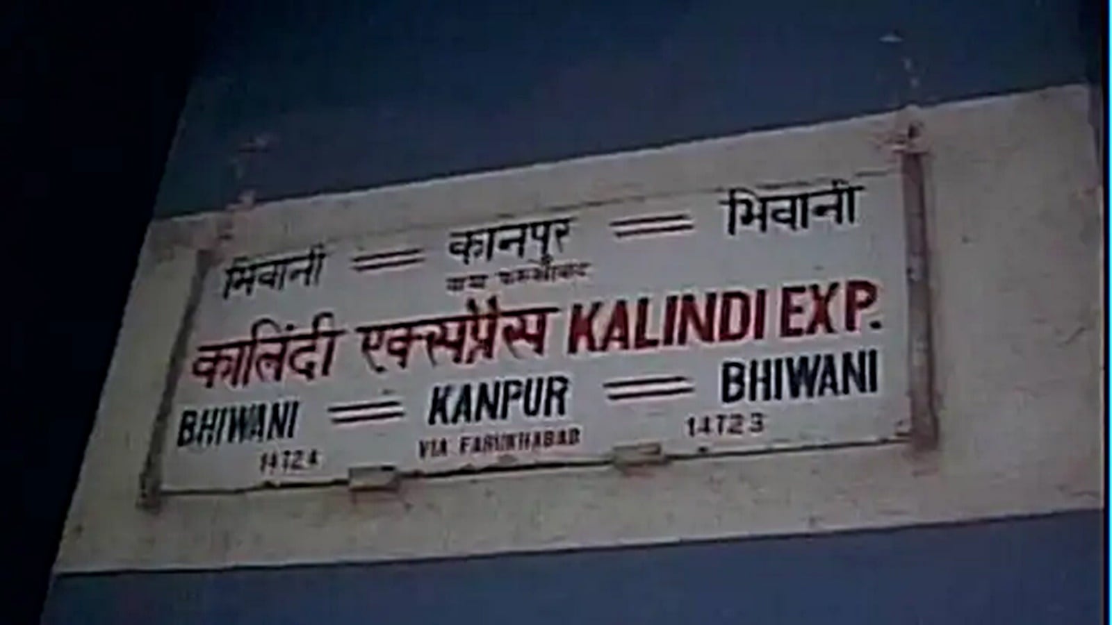 Attempt made to derail Kalindi Express by placing LPG cylinder on tracks in  Kanpur: Police | Lucknow News - The Indian Express