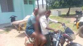The deceased has been identified as Gudugulla Honnurappa, a resident of Dalavayihalli. (Express)