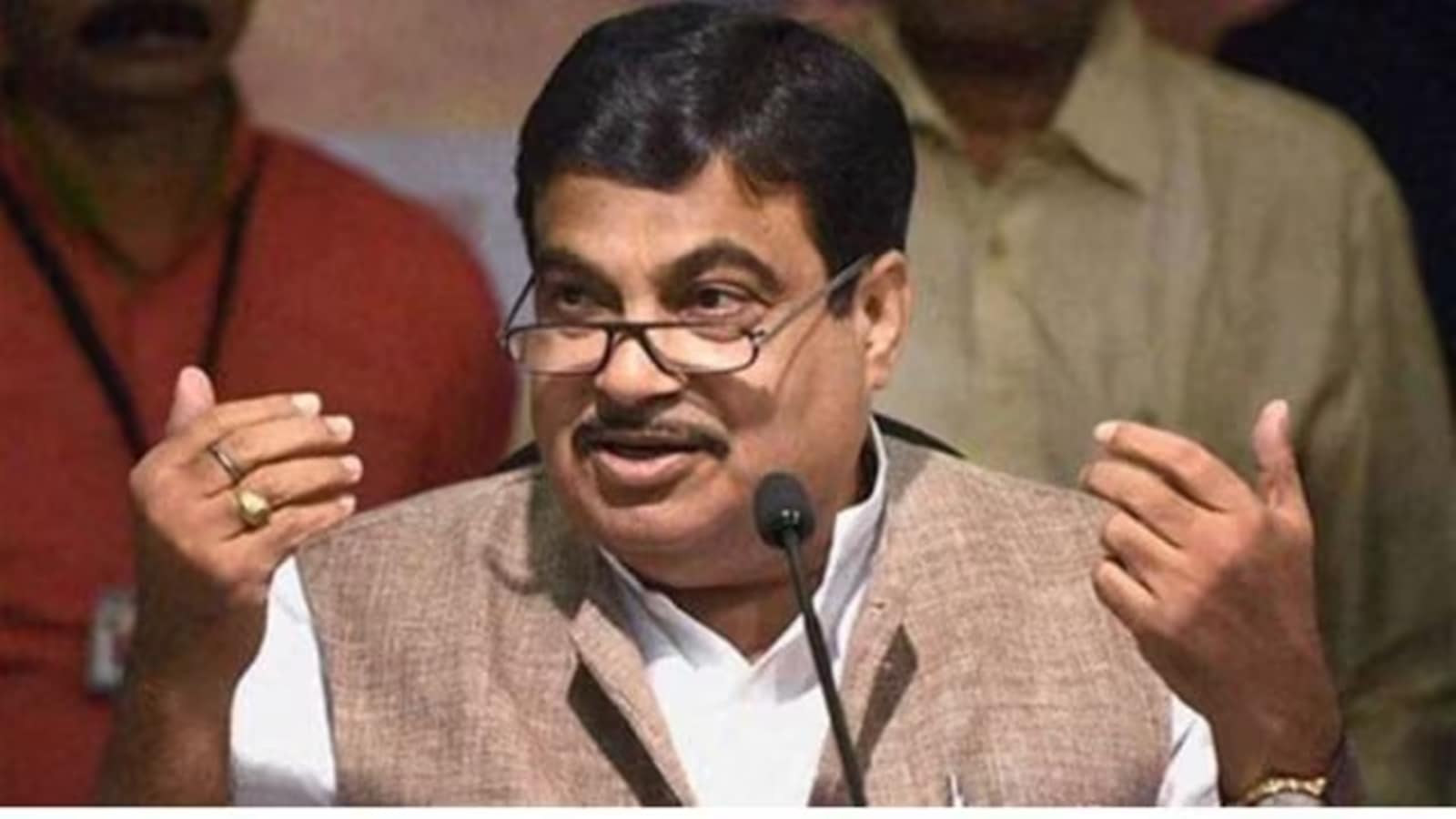 nitin gadkari, PM post, Gadkari PM post offered, journalism award, Nagpur journalism award event, integrity, conviction, 2024 Lok Sabha polls, Indian express news
