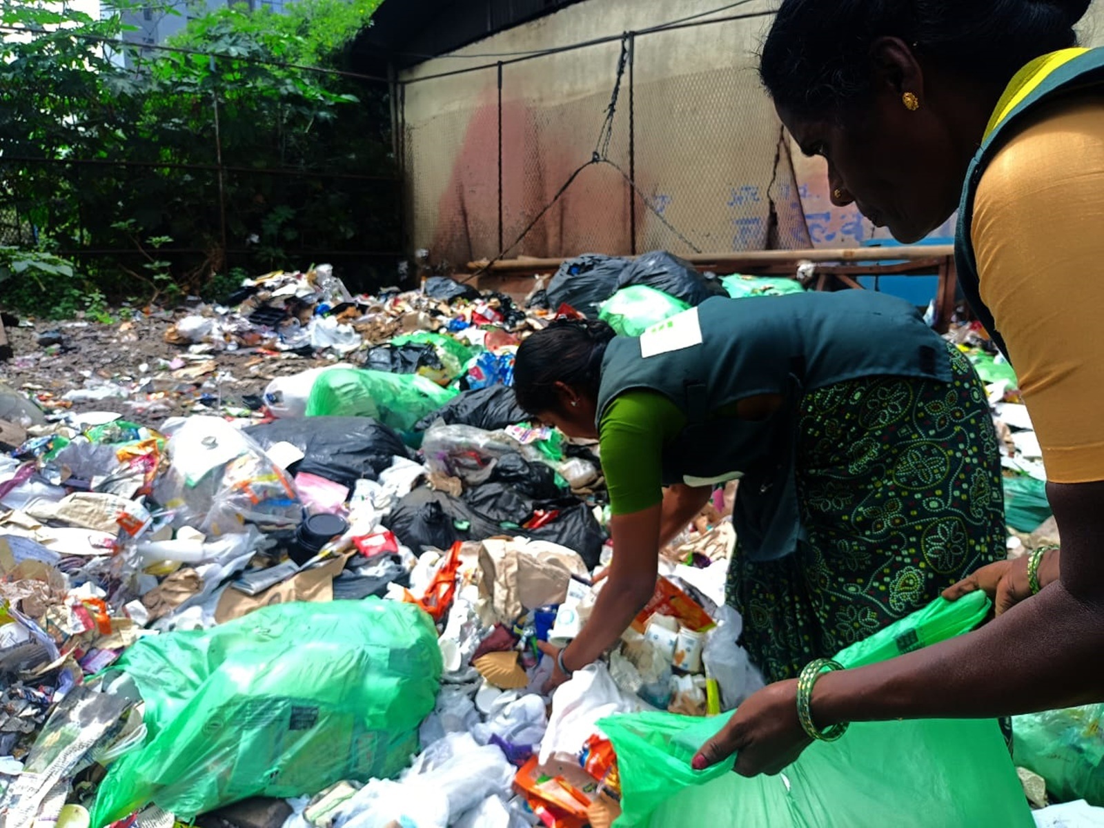 pune cleaners protest, indian express