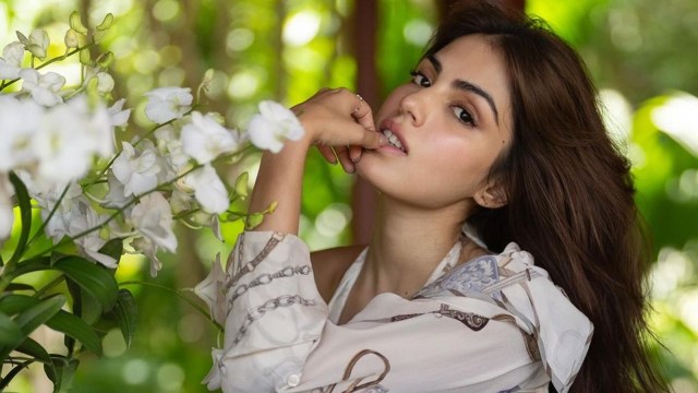Actor Rhea Chakraborty recently recounted how some of her friends dined and drank with her parents to help them feel "normal" while she and her brother Showik were in jail.