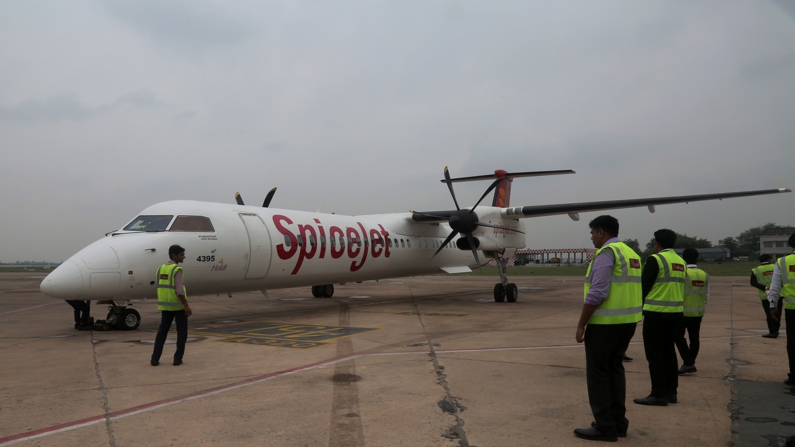 SC to consider SpiceJet’s plea against Delhi HC order grounding 3 aircraft engines
